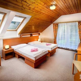 Lázeňský hotel Choč Lúčky (2)