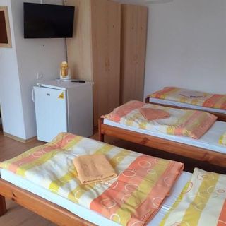 Penzión a ubytovňa Tavros Žilina (5)