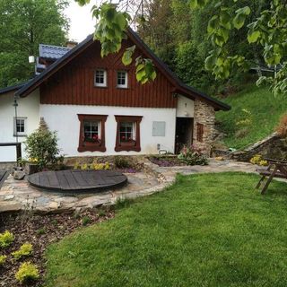 Chalupy pod Skálou Paseky nad Jizerou (2)