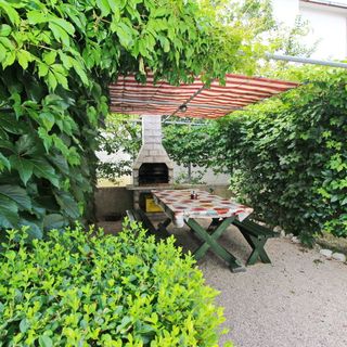 Apartmani Sersic 1 Baška (2)