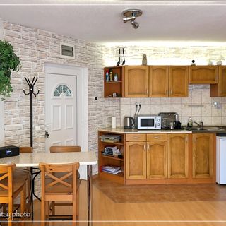 Csi - Pet Apartman Kehidakustány (3)