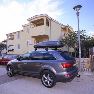 Apartments Franc Povljana (2)