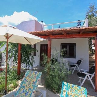 Robinson House Ina 2 Gdinj (2)