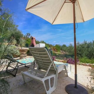 Robinson House Ina 2 Gdinj (4)