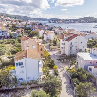 Apartments Karleusa Rogoznica (2)