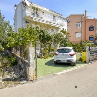 Apartments Karleusa Rogoznica (2)