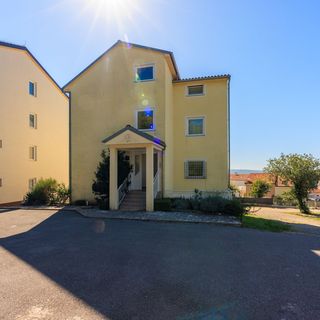 Apartments Petak Dramalj (2)