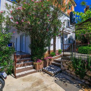 Apartments Jadranka Dramalj (4)