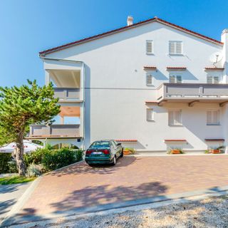 Apartments Ruza-Rajska beach Lopar (5)