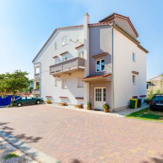 Apartments Ruza-Rajska beach Lopar (4)