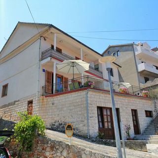 Apartments Amazing view Jelsa (4)