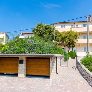 Apartments Marotin Palit (2)