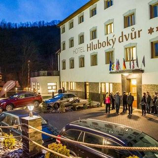 Hotel Hluboký dvůr Hlubočky (2)