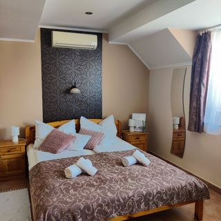 Várkert Apartman Duplex Gyula (2)