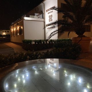 Boutique Hotel & Event Center Budapest (3)