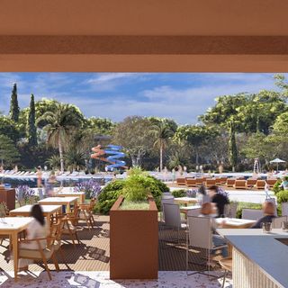 Royaluxs Hotel Resort Nin (5)