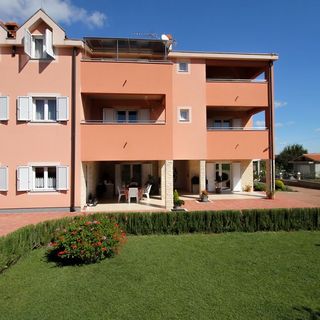 Apartmanok Családok Részére Medencével Nevidane, Pasman - 18054 Neviđane (5)