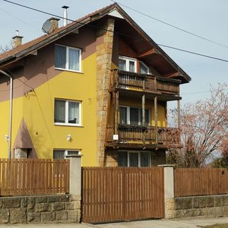 Gondola Apartmanház Pilisvörösvár (3)