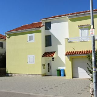 Apartmani Ivanov Novalja (5)