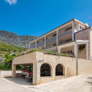 Apartmanok és Szobák A Tenger Mellett Duce, Omis - 18155 Duće (2)