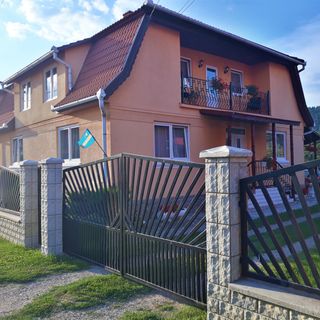 Casa de oaspeți Gabriella Lăzarea (5)