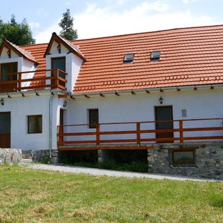 Nera House Ilidia (2)