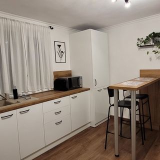 Rose Garden House București (2)