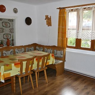 Casa Arama Neagră Izvoru Mureșului (3)