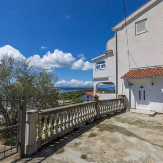 Apartmani Azalea Dramalj (2)