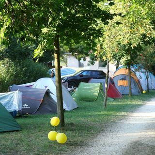 WF Szabadidőpark Faházak Komárom (3)