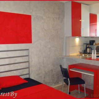 Garsonieră Red Studio București (3)