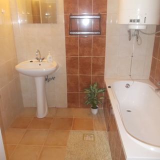 Faragó Vendégház Abádszalók (4)