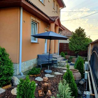 Luxury Vendégház Vecsés (3)