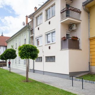 Happy Room Apartman Eger (3)