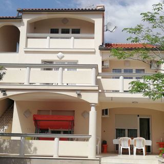 Apartman Crystal Vir (4)