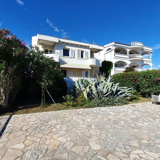 Sea & Garden Apartments Vir (2)