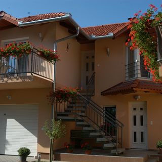 Piroska Deluxe Apartmanház Hévíz (5)