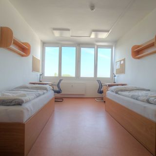 Domov mládeže – Ubytování Sokolov (2)