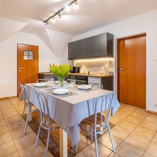 Baza Bieszczady Ustrzyki Dolne (3)