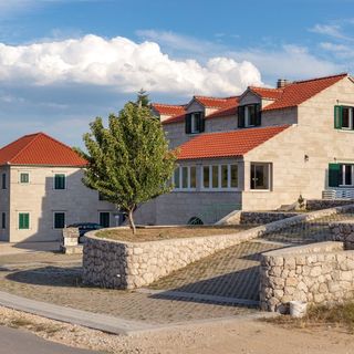 Villa Roglić Župa (2)