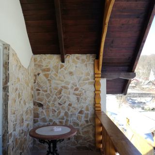 Pensiunea Popas Pop Strâmbu-Băiuț (3)