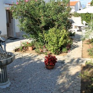 Apartmani Lucija Novalja (5)