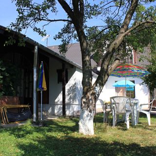 Pilóta Apartmanok Alsóörs (2)