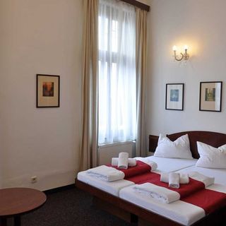 Hotel U Bílého Koně Loket (2)