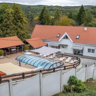 Forrás Panzió és Apartman Orfű (5)