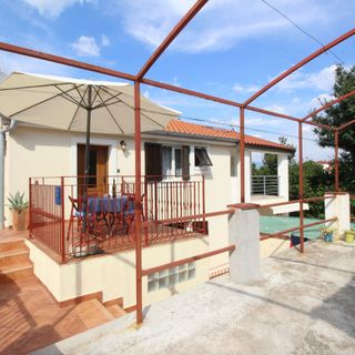 Apatman Bujas Šilo (3)