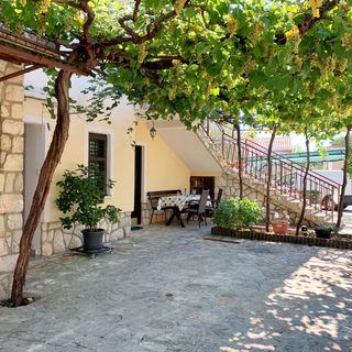 Apartmani Šantić Čižići (2)