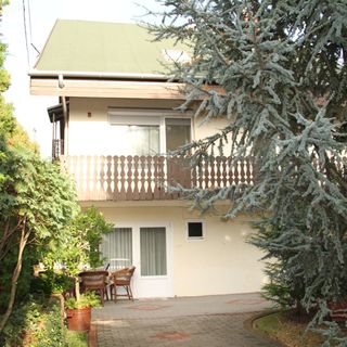 Tünde Apartmanok Fonyód (2)