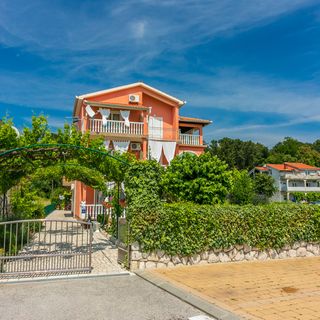 Apartments Lino Lopar (4)