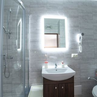 Pokoje Gościnne NAD JEZIOREM Tychy (3)